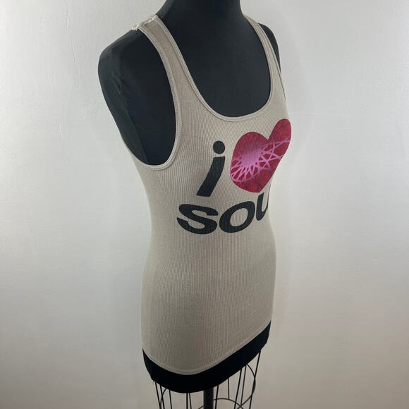 SoulCycle I LOVE SOUL Taupe Beige Heart Print Ribbed Tank Top Size M Medium - Picture 6 of 9